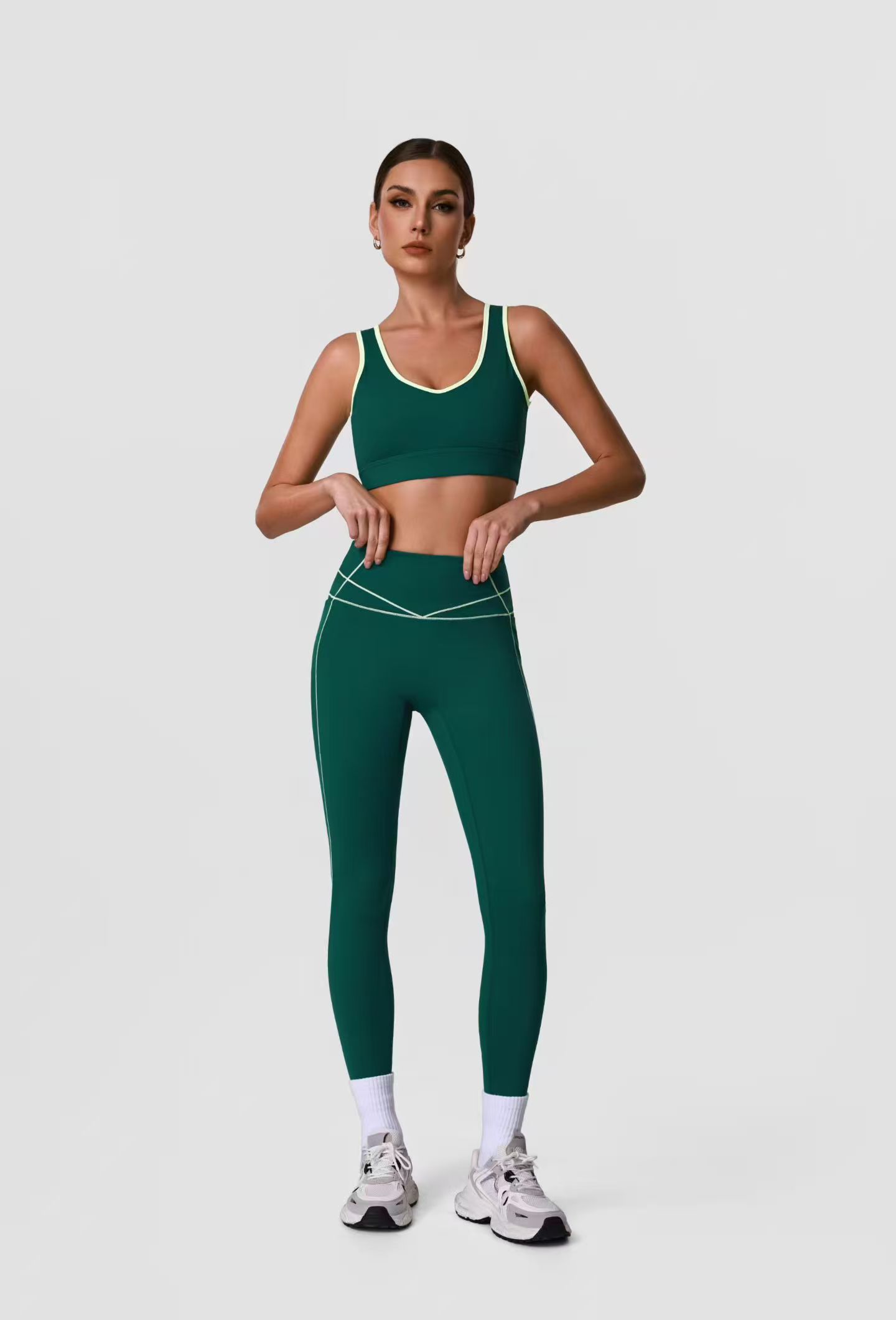 Green contrast sports bra and leggings set sample